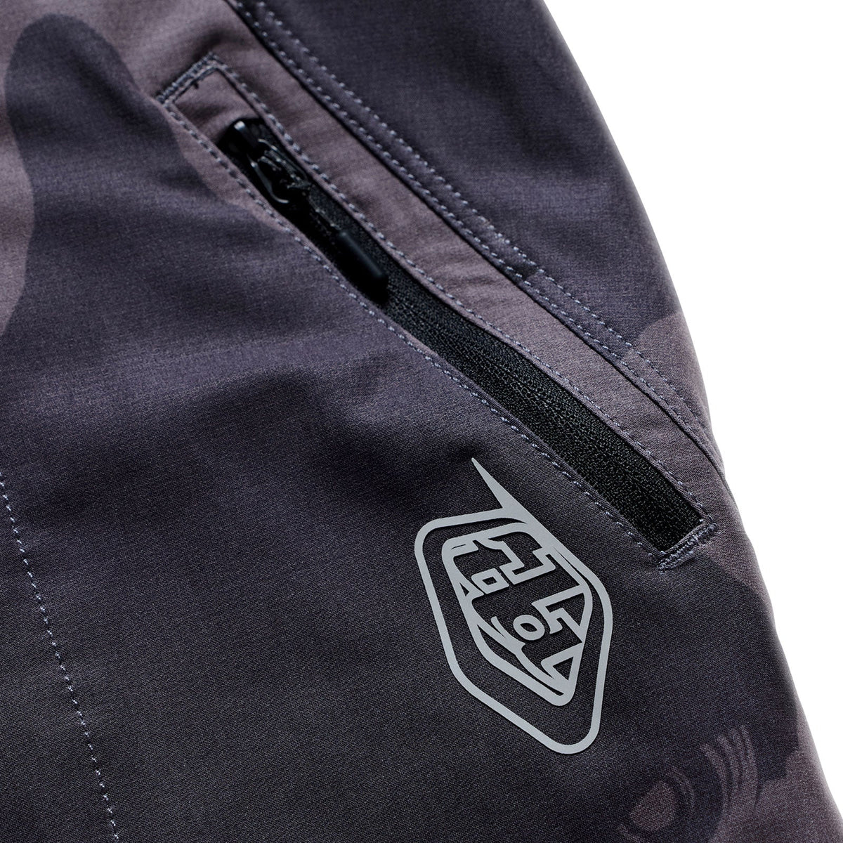 Skyline Pro Short Shell Flow Camo Carbon