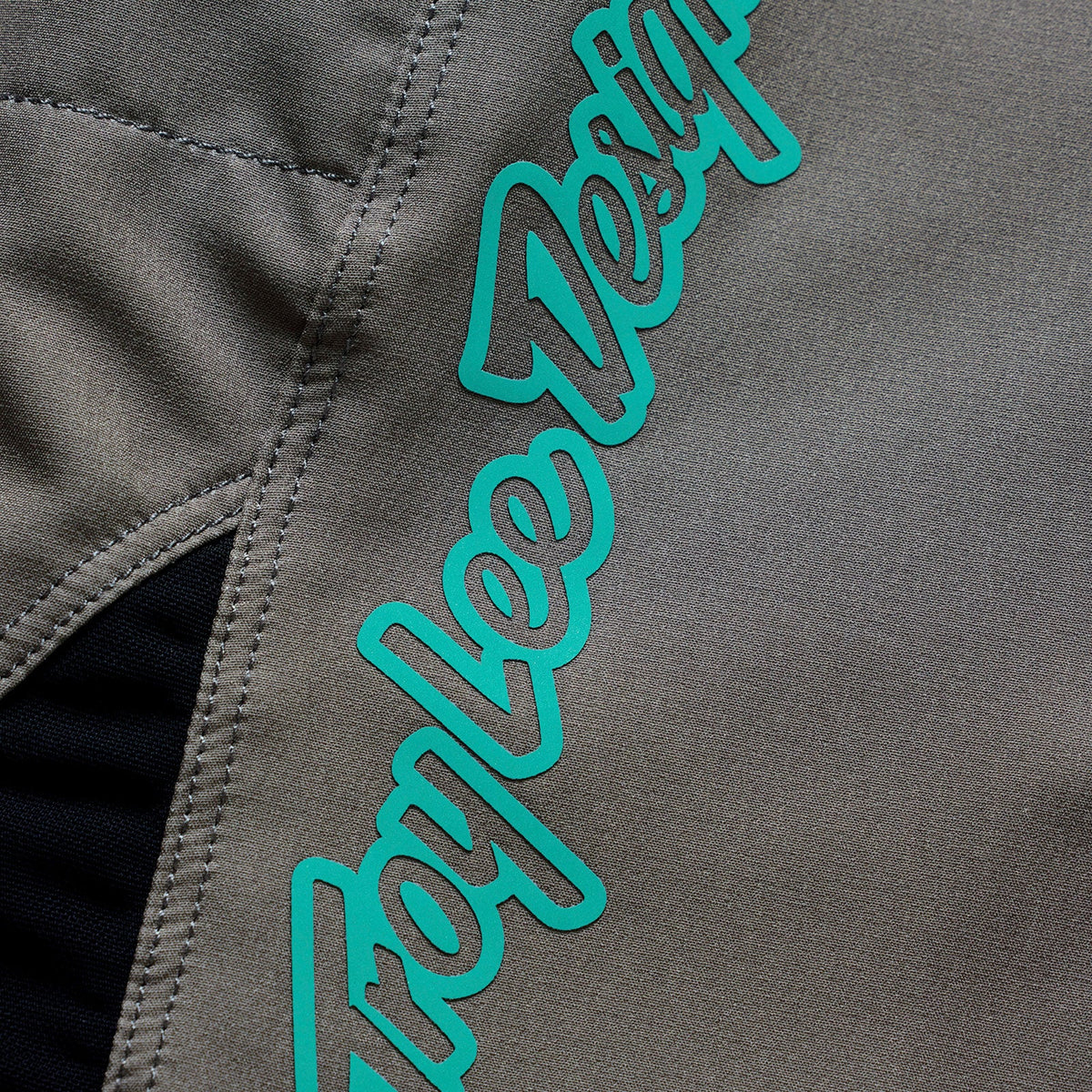 Skyline Pro Short X BN3TH Liner Mono Army