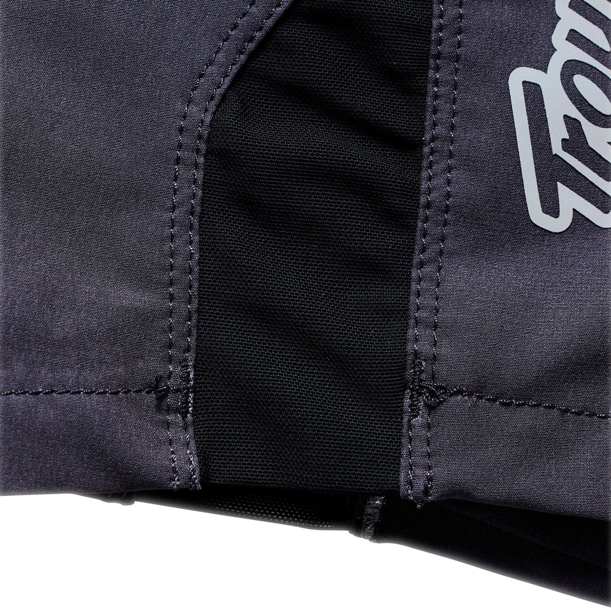 Skyline Pro Short Shell Mono Carbon