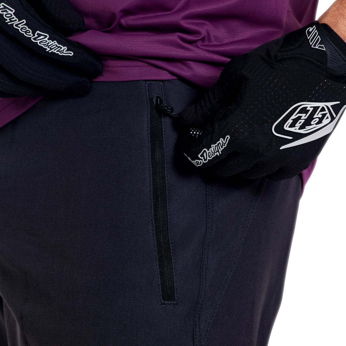 Skyline Pro Short Shell Mono Carbon