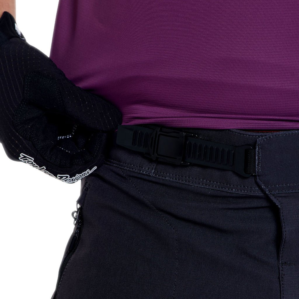 Skyline Pro Short Shell Mono Carbon