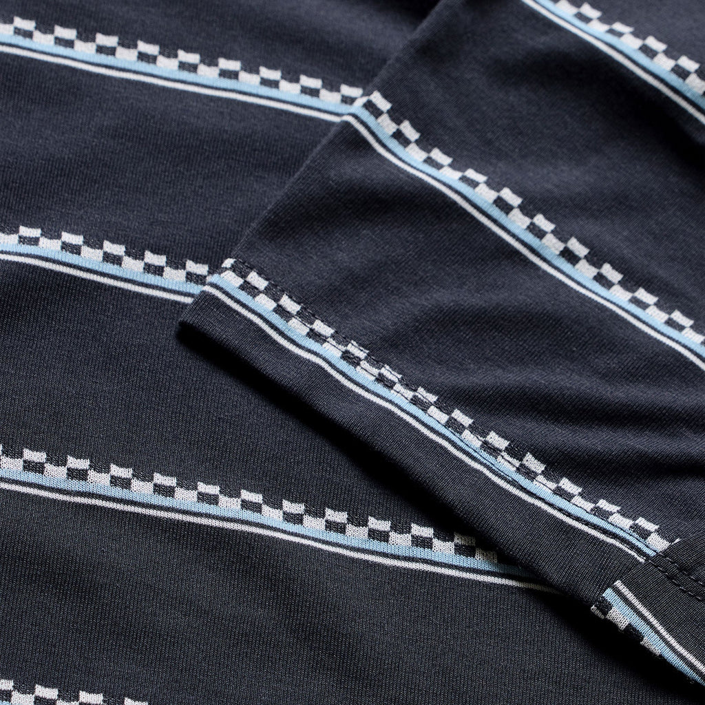 Skyline Ride SS Tee Checked Out Carbon