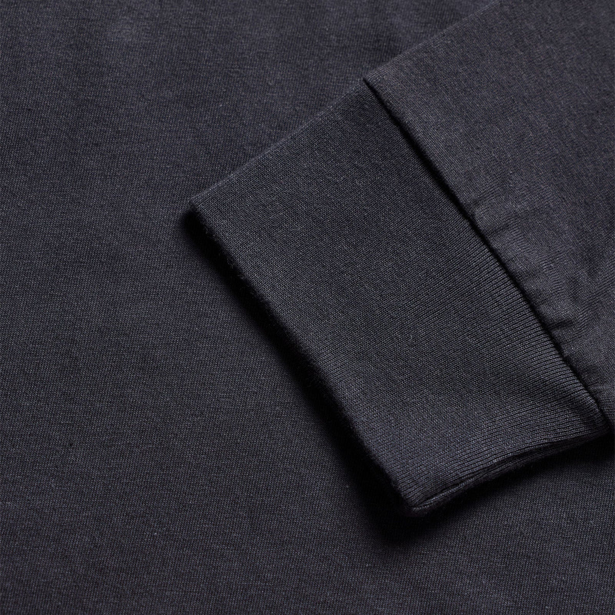 Long Sleeve Tee Friday Night Carbon
