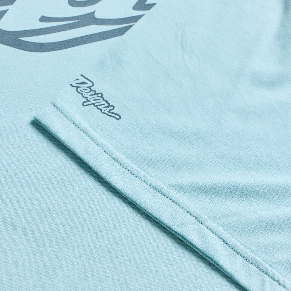 Short Sleeve Tee Badge Dawn Blue