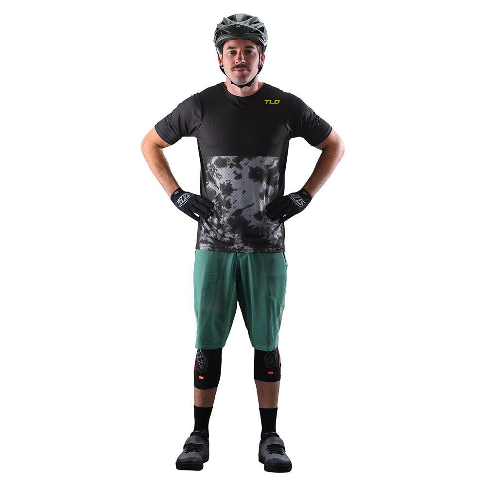 Skyline Air Short W/Liner Solid Glass Green