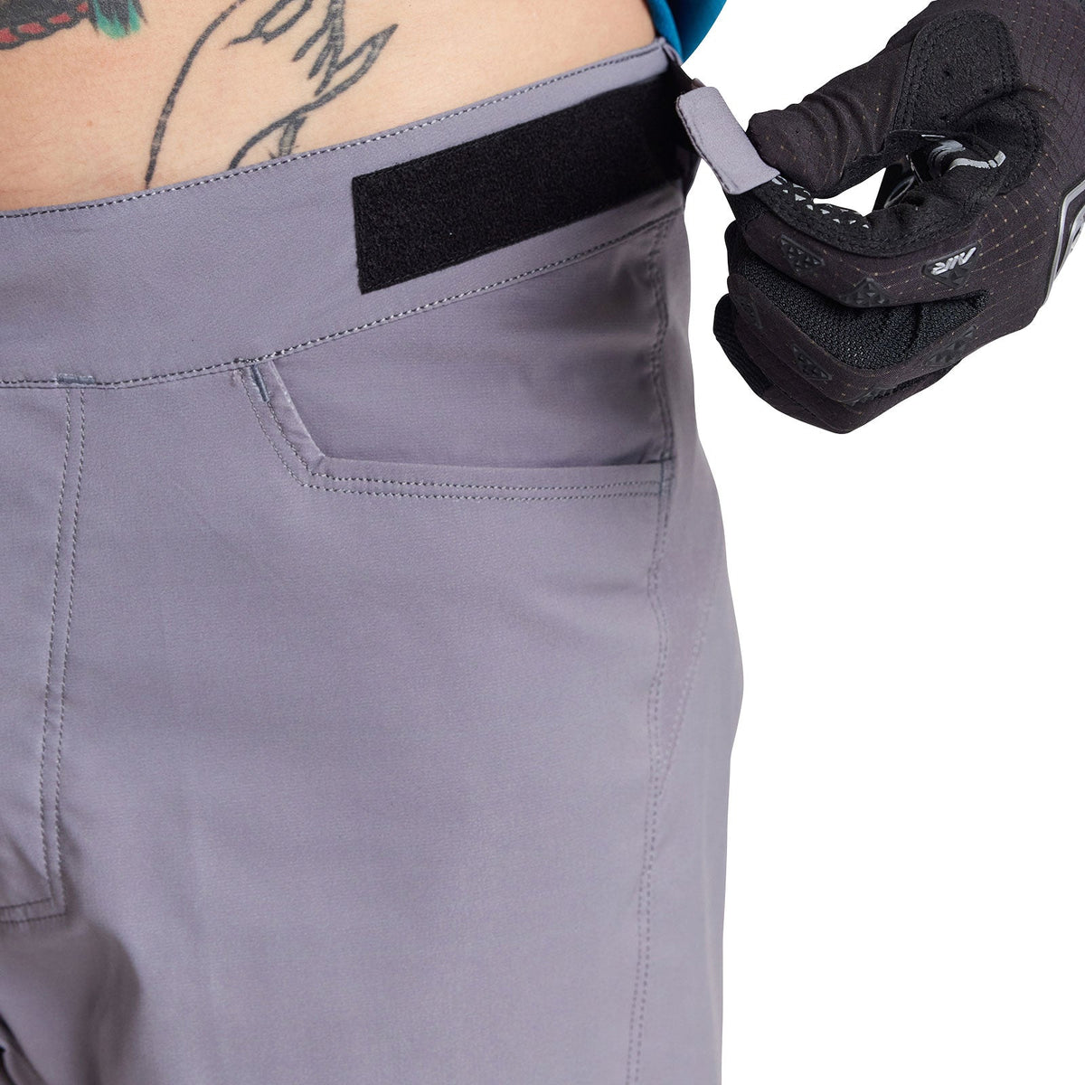 Flowline Short W/Liner Solid Charcoal