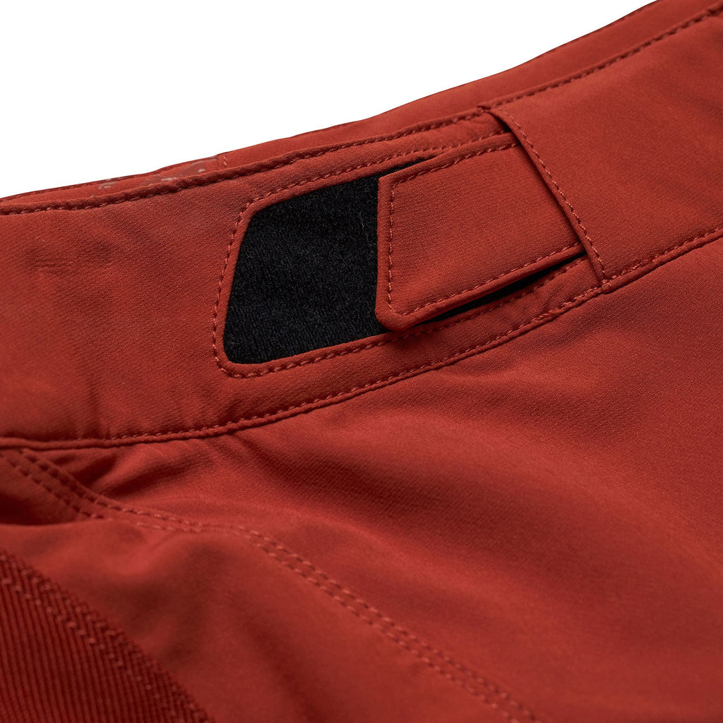 Womens Mischief Short W/Liner Solid Henna