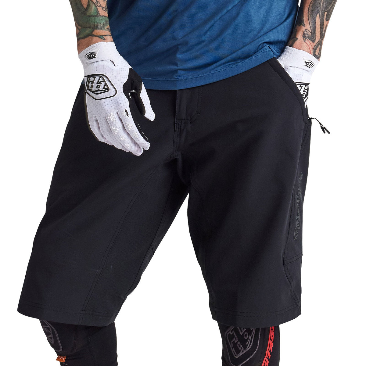 Skyline Short Shell Mono Black