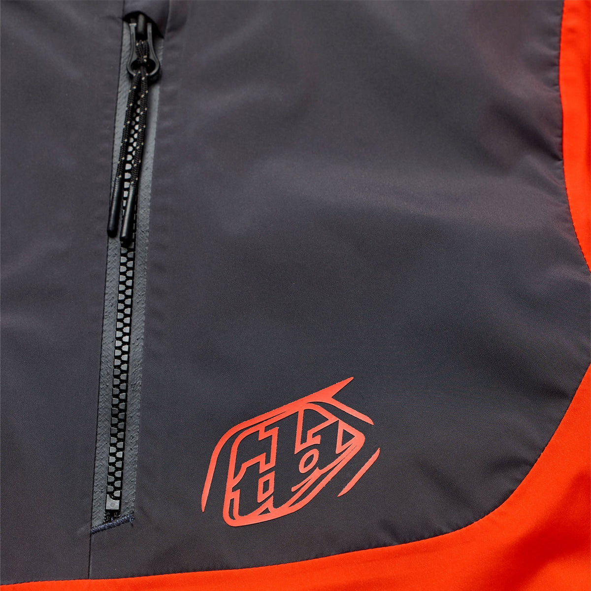 Resist Jacket Mono Fuego