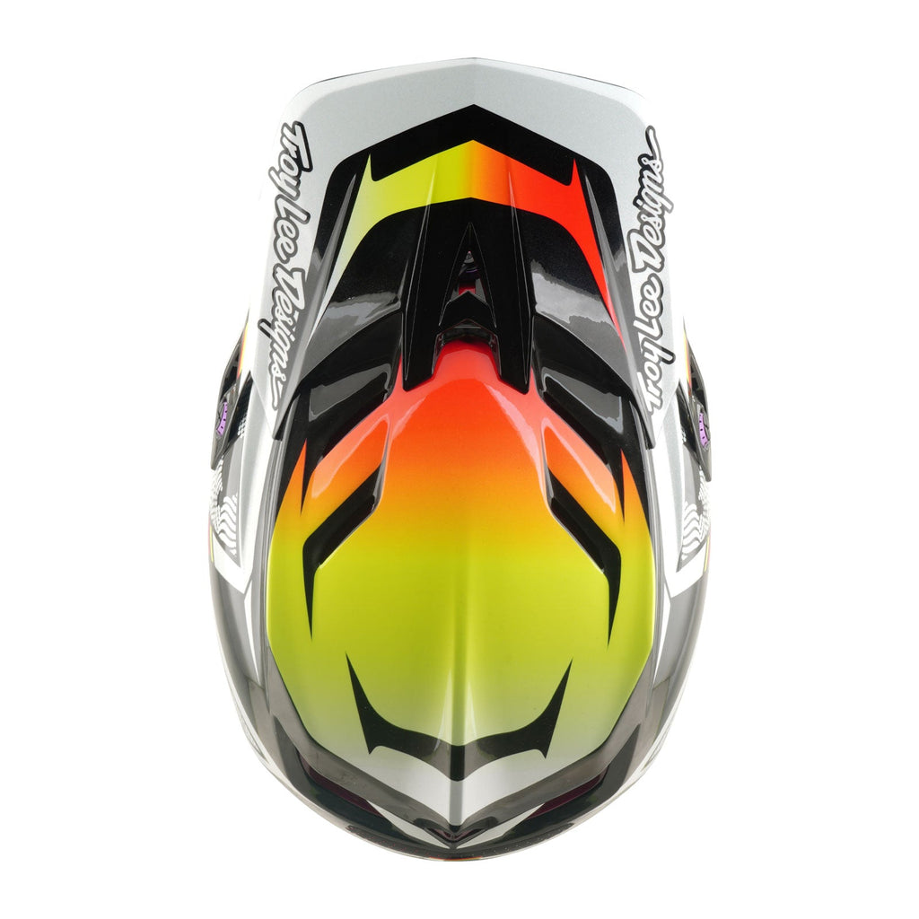 D4 Carbon Helmet Lined up Black
