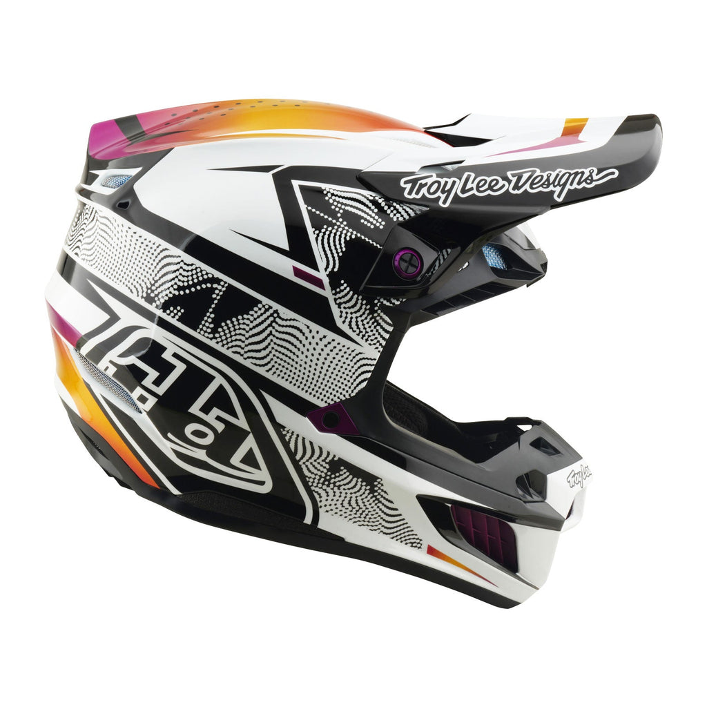 SE5 Composite Helmet Lined up Black