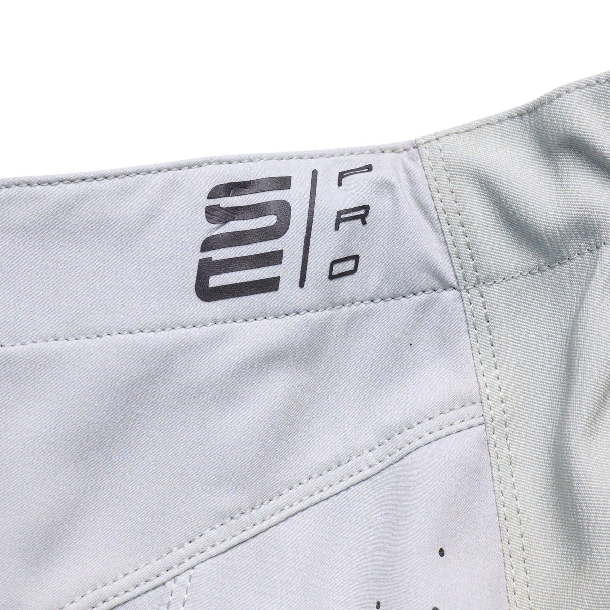 SE Pro Pant Solo Chalk