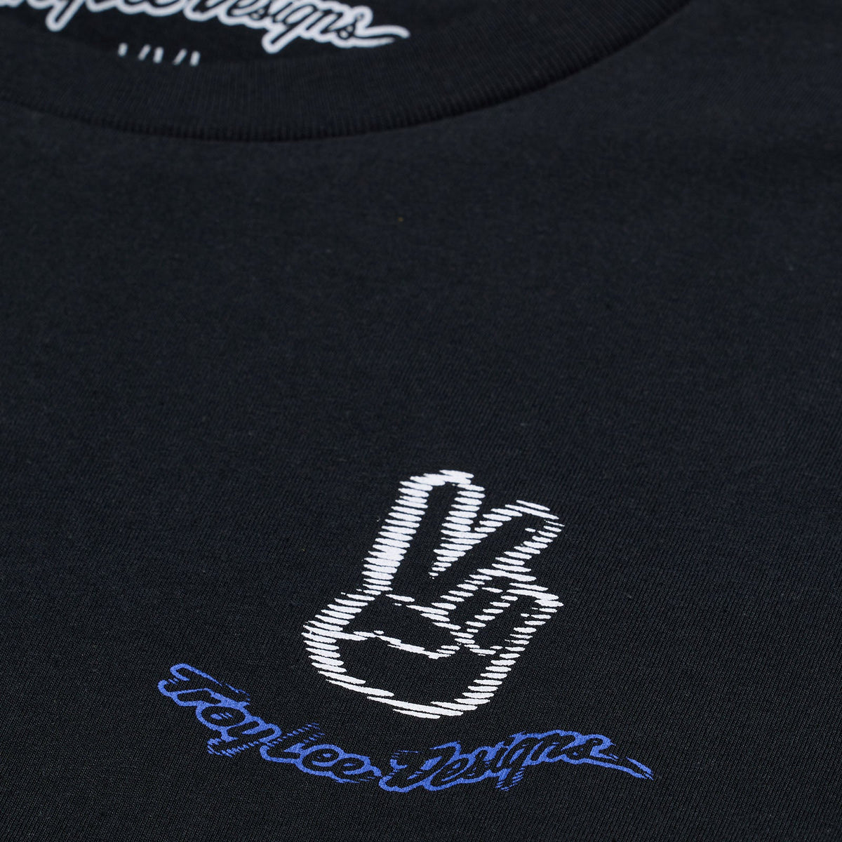 Long Sleeve Tee Peace Out Black